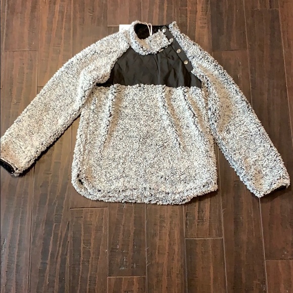 NWT! VERY soft/light  Sherpa - Picture 6 of 9